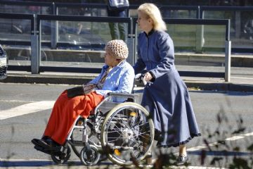 Avviso per interventi a sostegno del Caregiver familiare di persone non autosufficienti