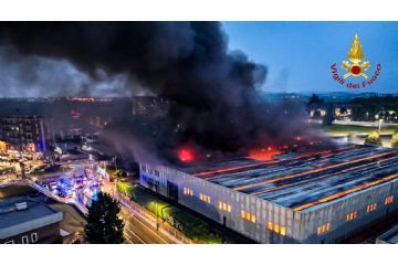 Incendio zona industriale di Pianezza